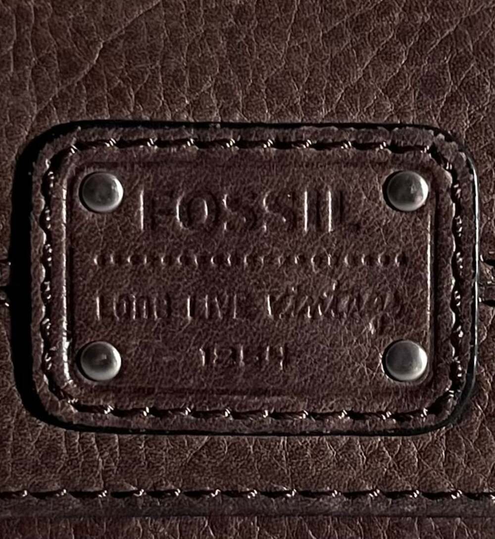 Fossil Long Live Vintage 1954 Brown Pebble Leather Trifold Wallet